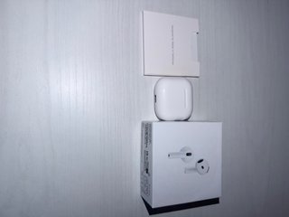 Airpods 4 ANC Apple Bianche