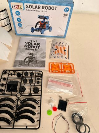 Robot Solar Educativo 12 en 1