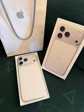 iPhone 17 Pro Max Plata