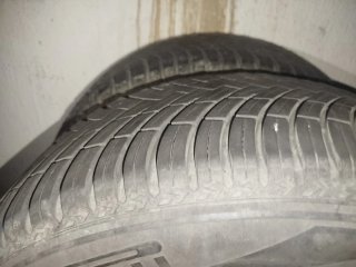 Neumáticos Pirelli 235/69/18 107W