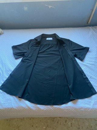 Camisa negra Bershka manga corta