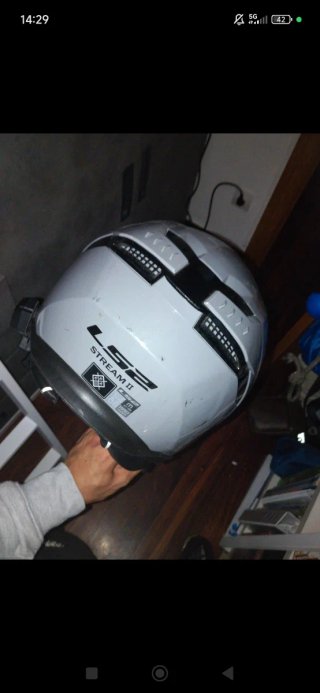 Casco de moto LS2 gris