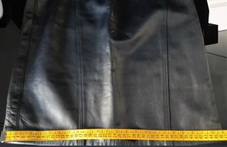 Falda negra cuero El Corte Inglés talla 40