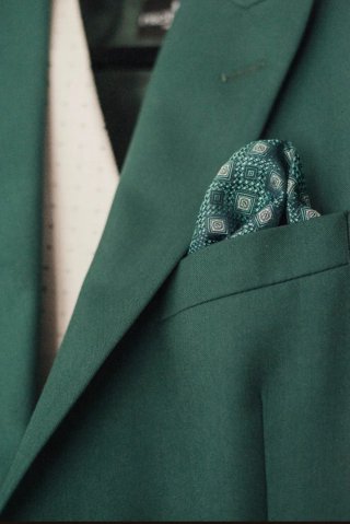 Traje de Novio Protocolo Verde con zapatos