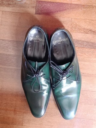 Traje de Novio Protocolo Verde con zapatos