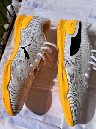 Zapatillas Fútbol Sala Puma Blancas y Amarillas