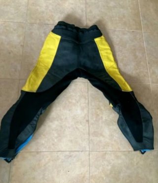 Traje de moto chaqueta y pantalón talla 50