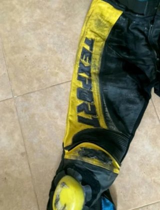 Traje de moto chaqueta y pantalón talla 50
