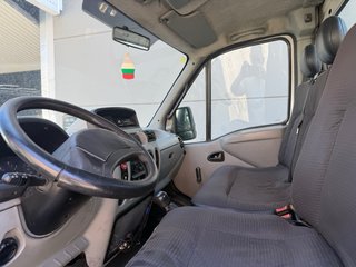 Grua porta vehículos renault Mascot