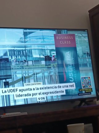 TV 55 pantalla rota