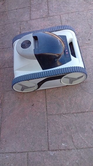 Robot Limpiafondos INVERX Piscina Automático
