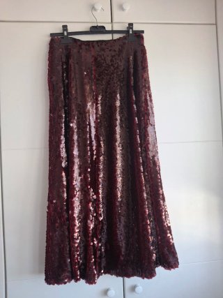 Falda Zara lentejuelas BURDEOS