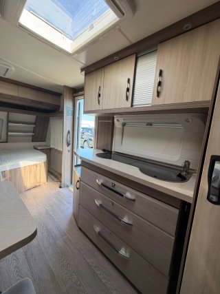 Caravana Hobby 545 KMF