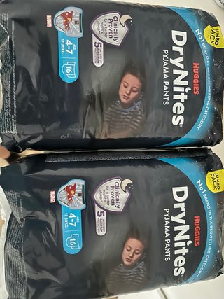 Pañales DryNites Huggies Talla 4-7 años