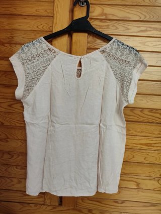 Blusa Stradivarius rosa encaje
