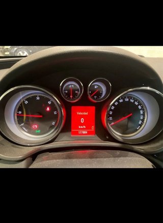 Opel Insignia 2010