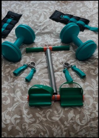 Set de Pesas y Accesorios Fitness