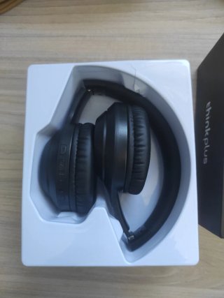 Auriculares Lenovo TH10
