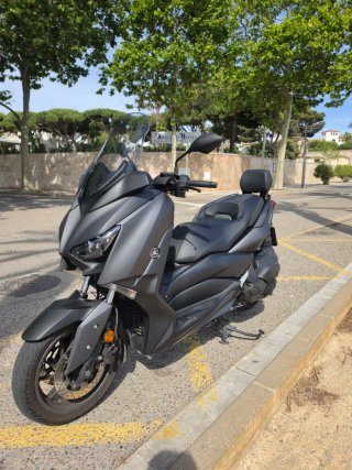 Yamaha X-MAX 400 - Siempre en garaje