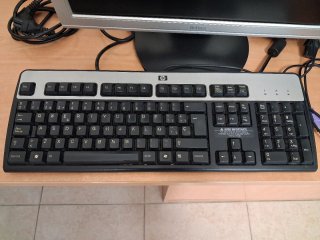 Torre HP + Monitor + Teclado + Ratón