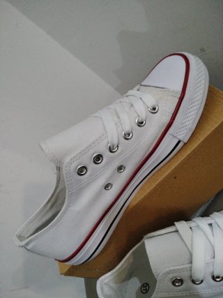 Scarpe sportive casual bianche n.37