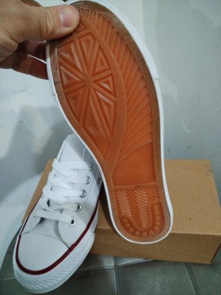 Scarpe sportive casual bianche n.37