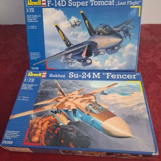 Lote 2 Maquetas Revell Aviones (F-14D, Su-24M)