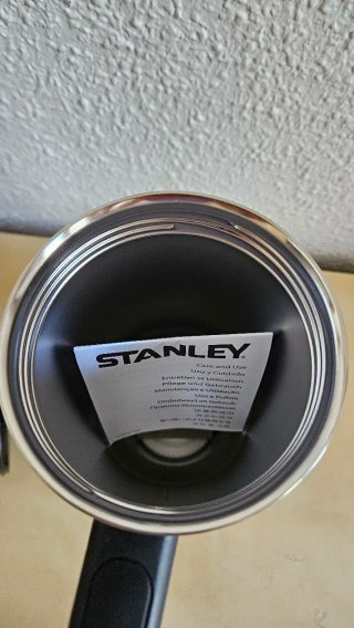Termo Stanley Quencher H2.0 Negro 40oz