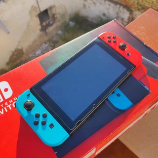Nintendo Switch con Accesorios
