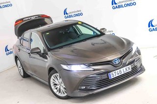 Toyota Camry 2.5 220H Advance