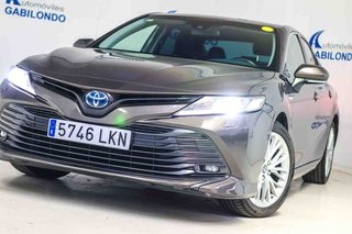 Toyota Camry 2.5 220H Advance
