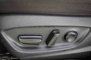 Toyota Camry 2.5 220H Advance