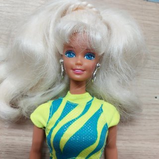 Barbie Movin' Groovin' 1997 Mattel
