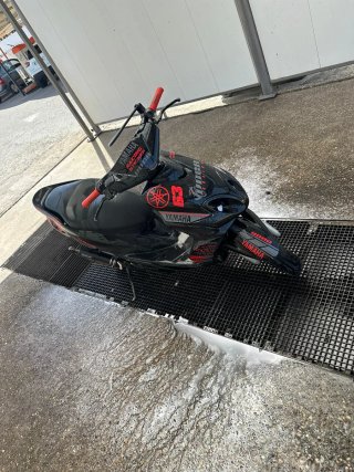 Yamaha Jog RR Scooter Negra