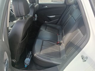 Recambios Opel Astra J 2010 1.6g