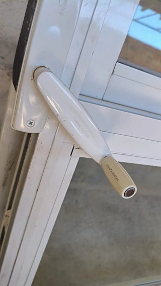 3 Ventanas Aluminio con Persiana