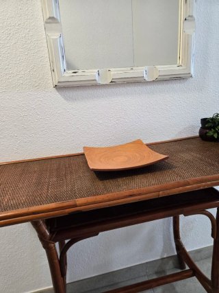 Mesa consola ratán y bambú