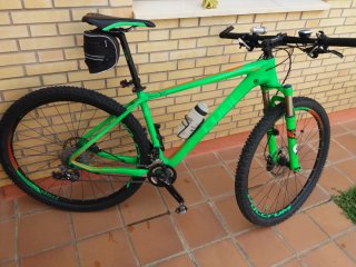 Bicicleta de Montaña Cube Verde