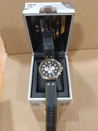 Reloj TW Steel Renault F1 Team TW673 PILA NUEVA