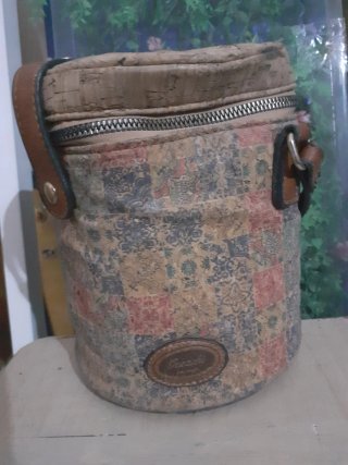 Bolso de corcho estampado