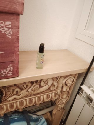 Mesa de entrada artesanal de madera