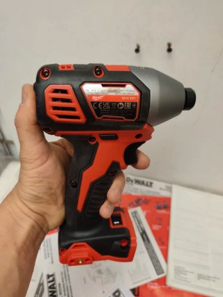 Taladro de impacto Milwaukee M18 BID