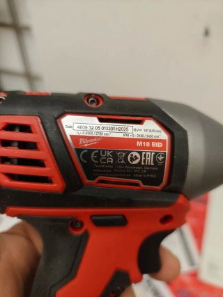 Taladro de impacto Milwaukee M18 BID
