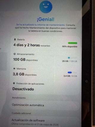 Samsung Galaxy Tab A9+ con funda
