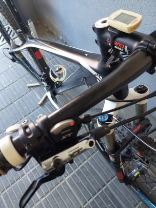 Bicicleta mtb carbono CUBE REACTION GTC RACE 29