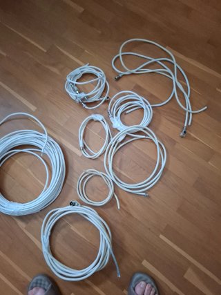 Cables de antena y telefonía varios