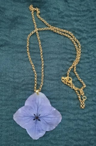 Collana fiore di ortensia