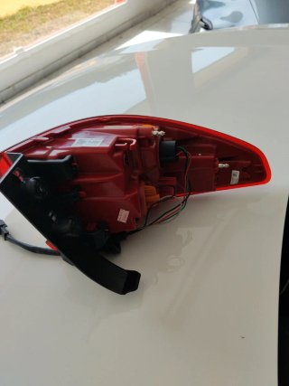 Piloto posteriore destro Kia Stonic