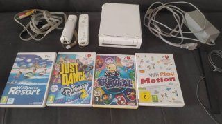 Consola Nintendo Wii + 4 Juegos + Accesorios