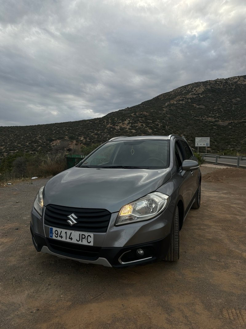 Suzuki S-Cross 2014 - foto 1